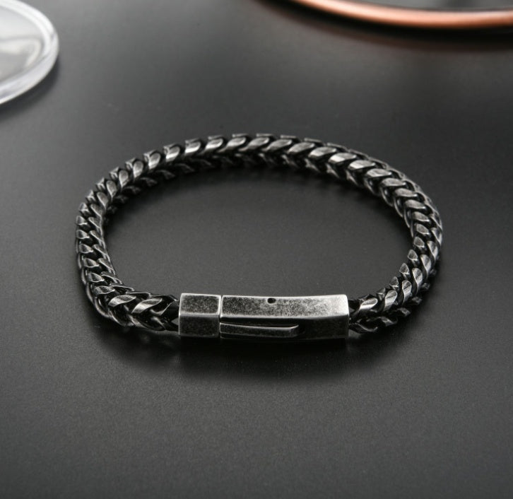 Square chain bracelet made of 316L stainless steel