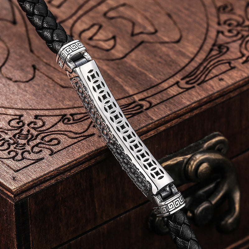 Geflochtenes Lederarmband TYR mit 925er Silber – Nordisches Muster